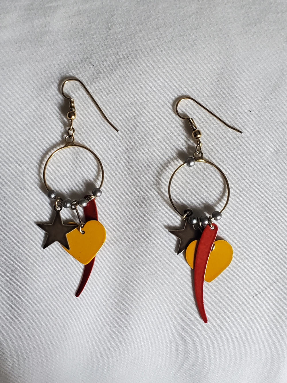 Vyh Yellow Heart & Red Dangle Hoop Earrings with Star Charm
